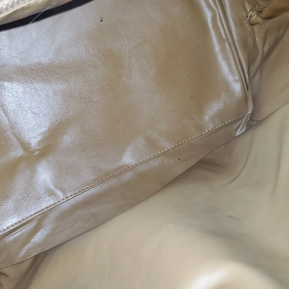 Celine Vintage Boston Bag  in Brown Macadame Coated  Canvas . - Picture 9 of 13